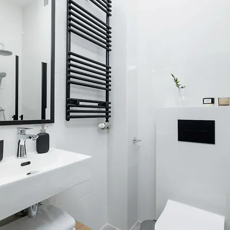 Apartment Etheric Mezzanine - Balcony - Old Town - By Square *