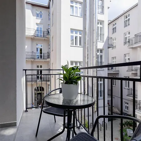 Etheric Mezzanine - Balcony - Old Town - By Square