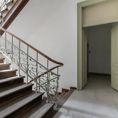 Etheric Mezzanine - Balcony - Old Town - By Square