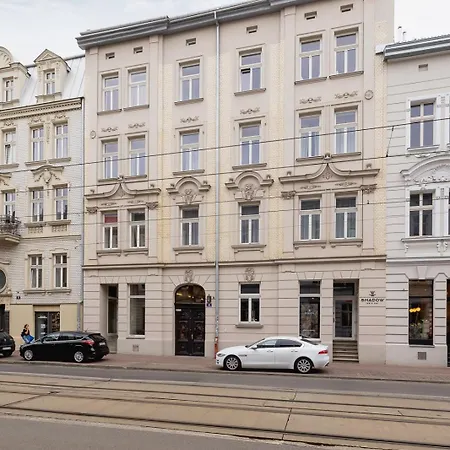 Apartment Etheric Mezzanine - Balcony - Old Town - By Square *